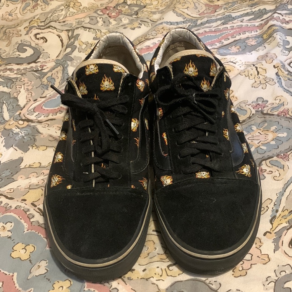 Custom vans, 10.5